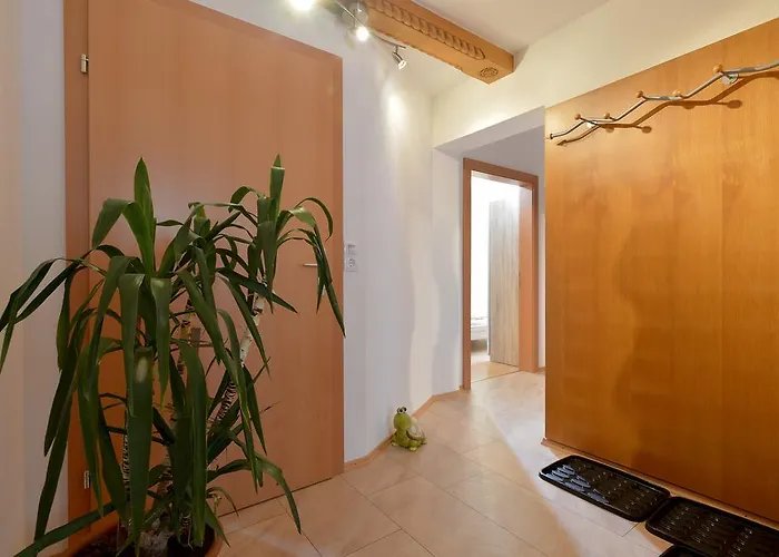 Elisabeth ラムサウ・イム・ツィラータール